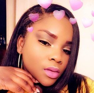 Meet your Posher, Anne tew kute